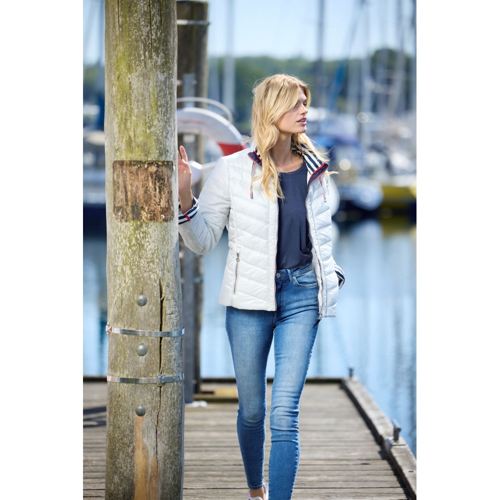Junge Elizabeth Kv. 66 91-Silver