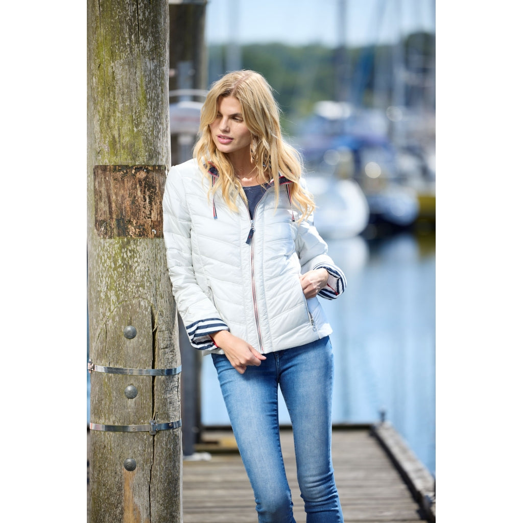 Junge Elizabeth Kv. 66 91-Silver
