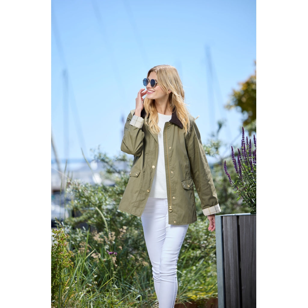Junge Natasja Kv. 45 45-Olive