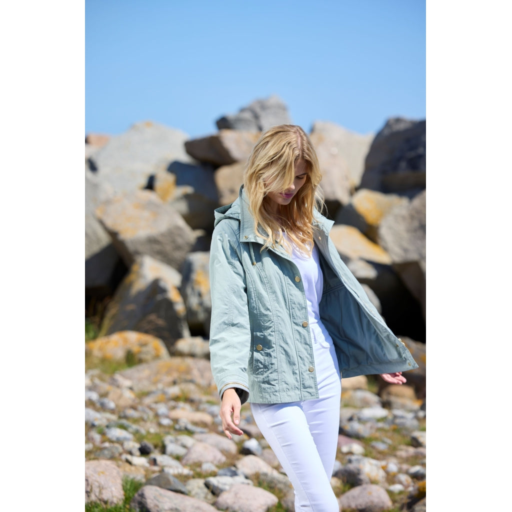 Junge Noma Kv. 75 44-Sage