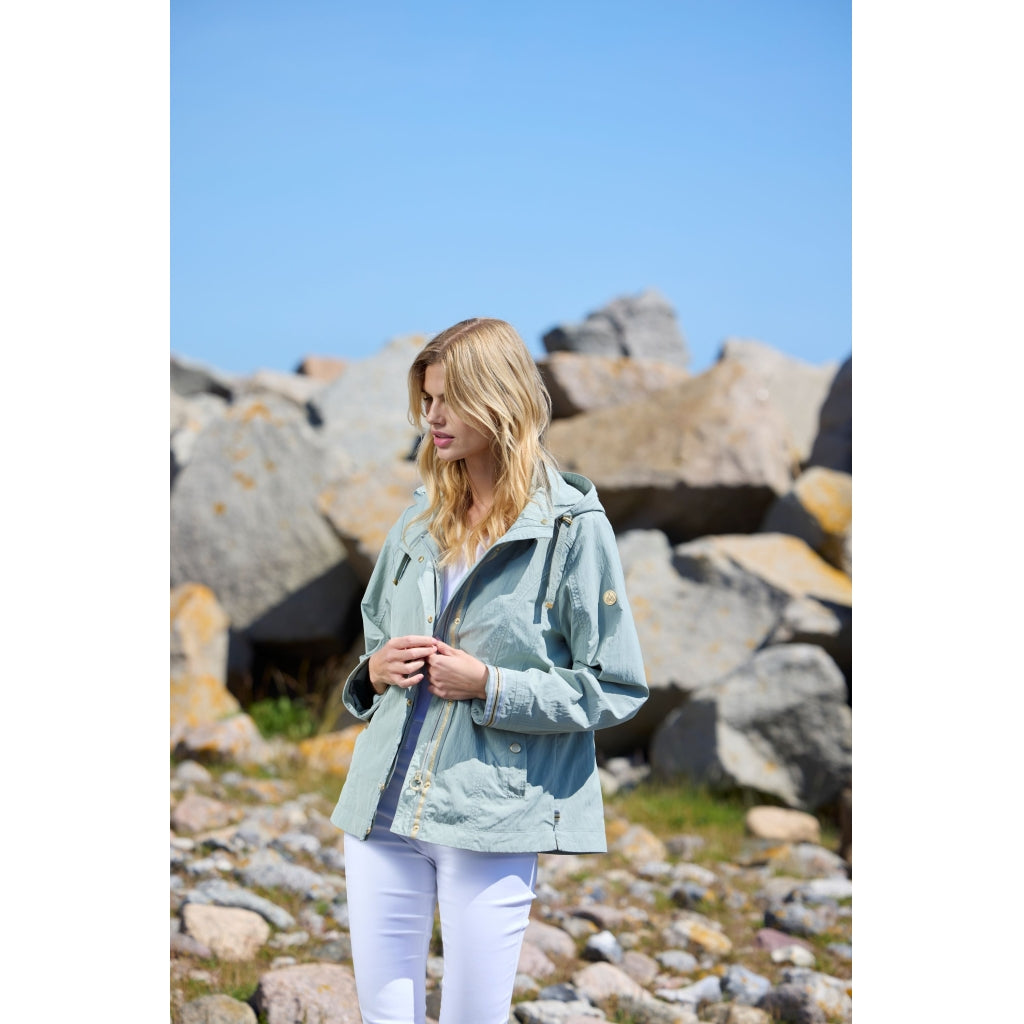 Junge Noma Kv. 75 44-Sage
